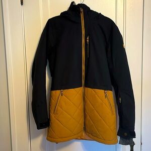 Roxy Black and Yellow Ski Jacket